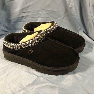 Ugg, size 5, Black